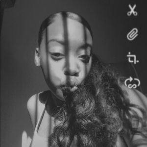 Meet your Posher, Alaysia